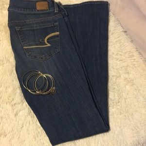 American Eagle Artist Jean sz 6 💜